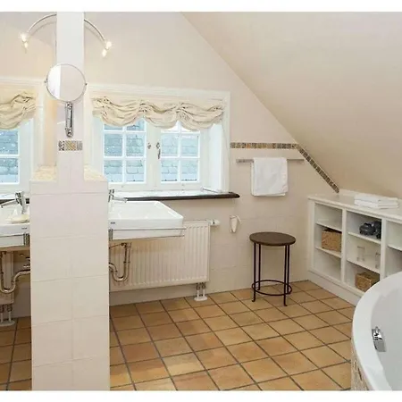 Holiday home In Sylt With Wi-fi